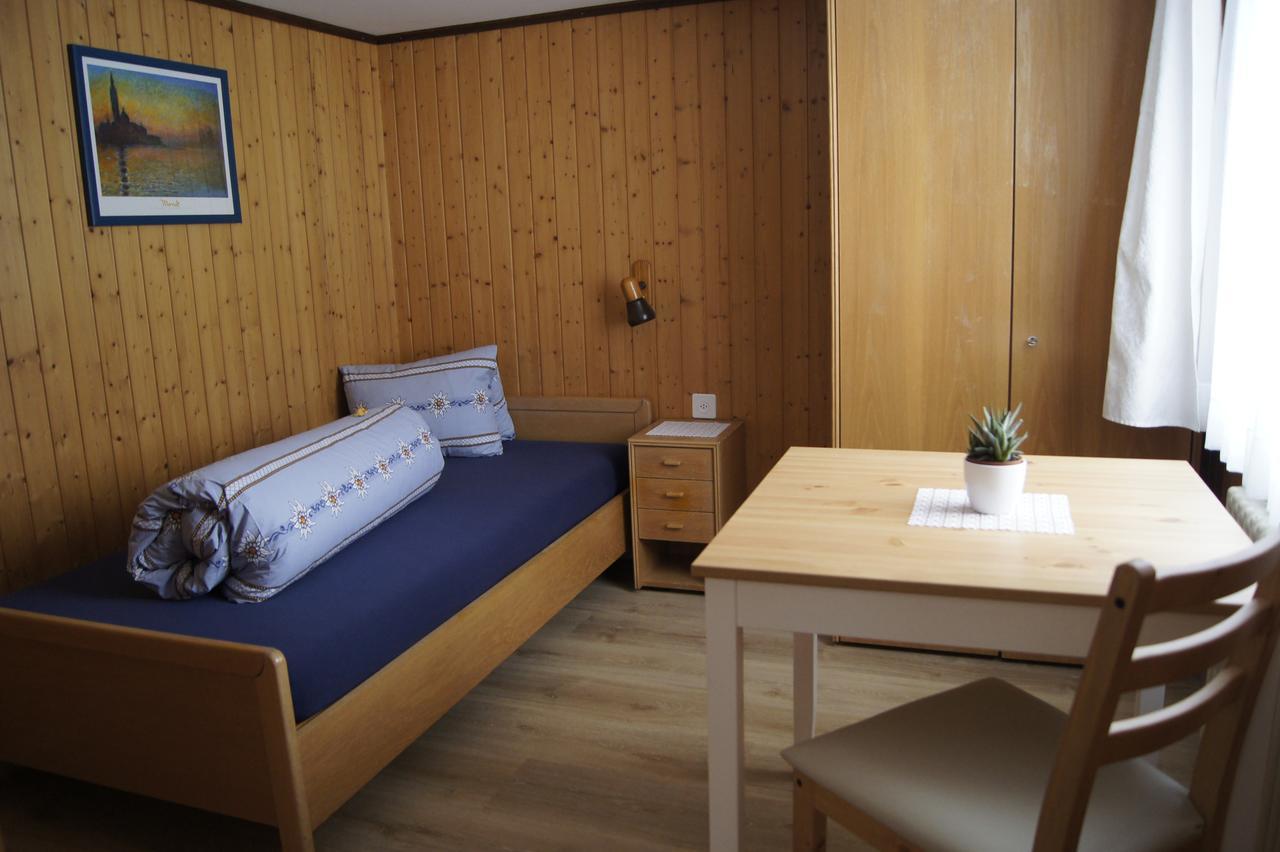 Hotel Alpenblick Muotathal ภายนอก รูปภาพ