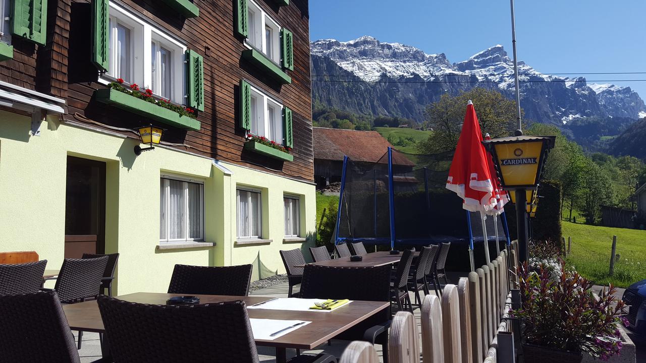 Hotel Alpenblick Muotathal ภายนอก รูปภาพ